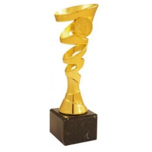 Pikado trofej, sportski dizajn, mermerna postolje, zlatna boja, visina 20 cm